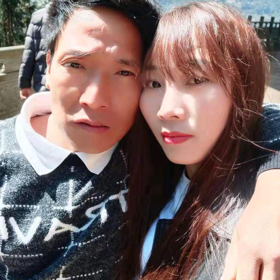 爱哭的毛毛虫4386