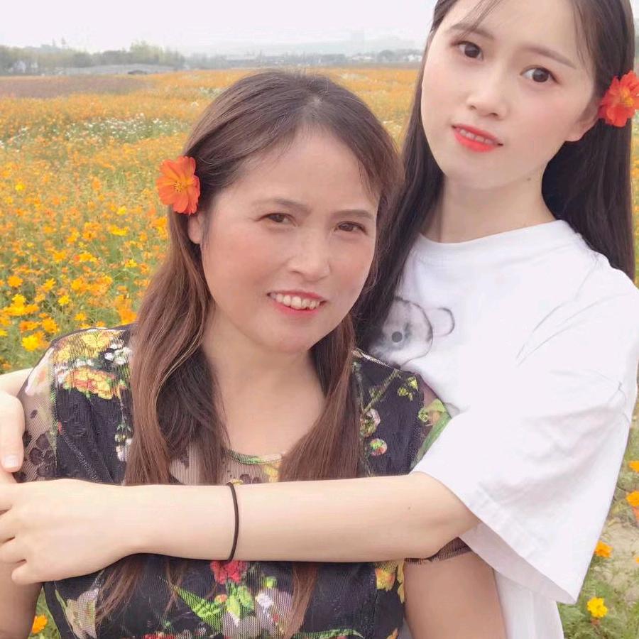 李玲