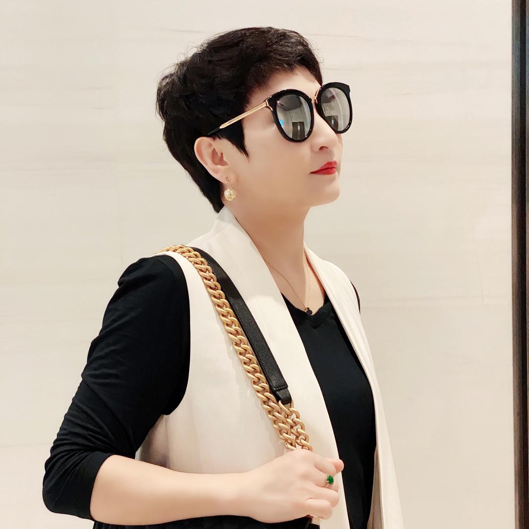 QZO海霞姐姐衣生服饰