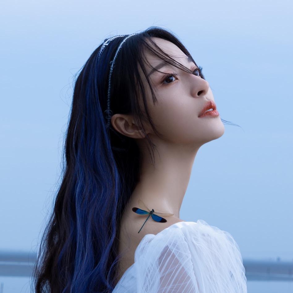 李莎旻子Leo