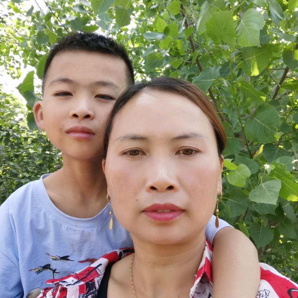 两个孩子的妈妈