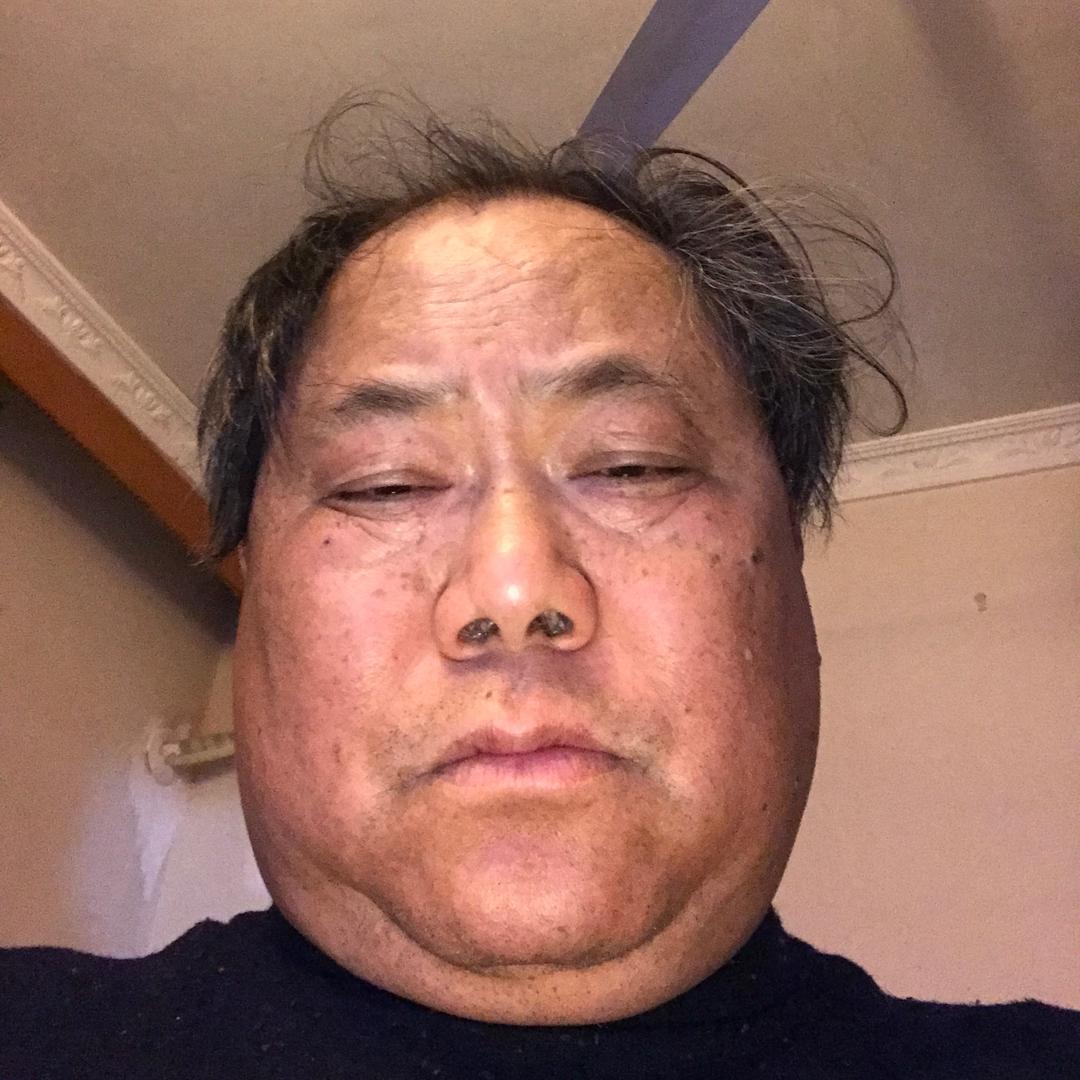 胖良头像