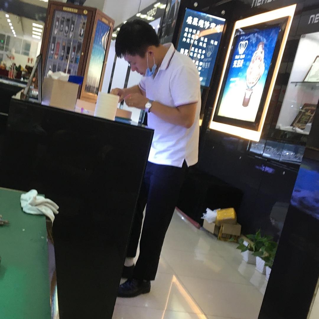 晶晶眼镜视光中心官方号