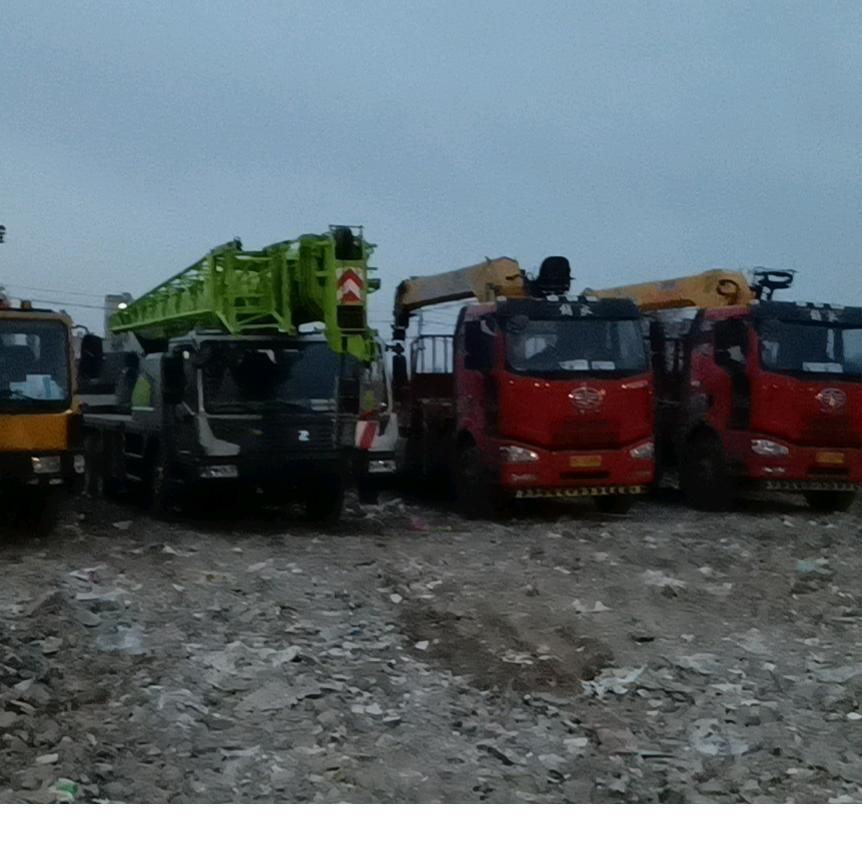 吊车租赁16-130吨，随车吊