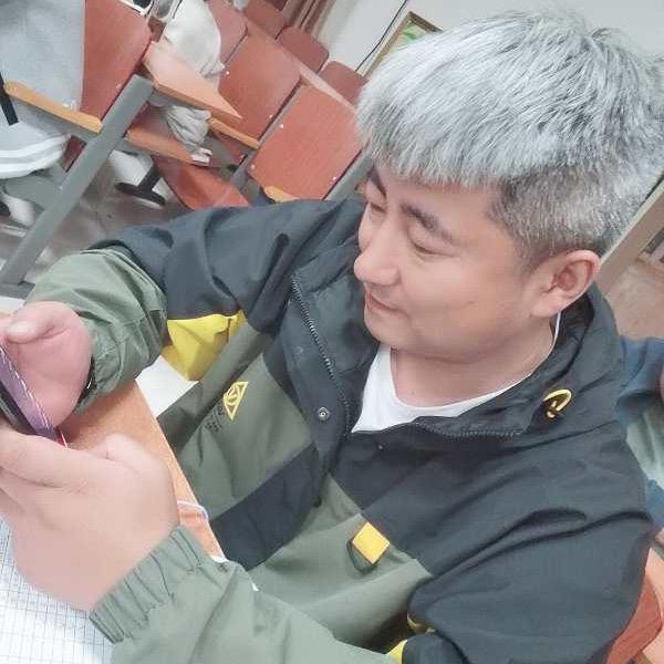 村书记晓静