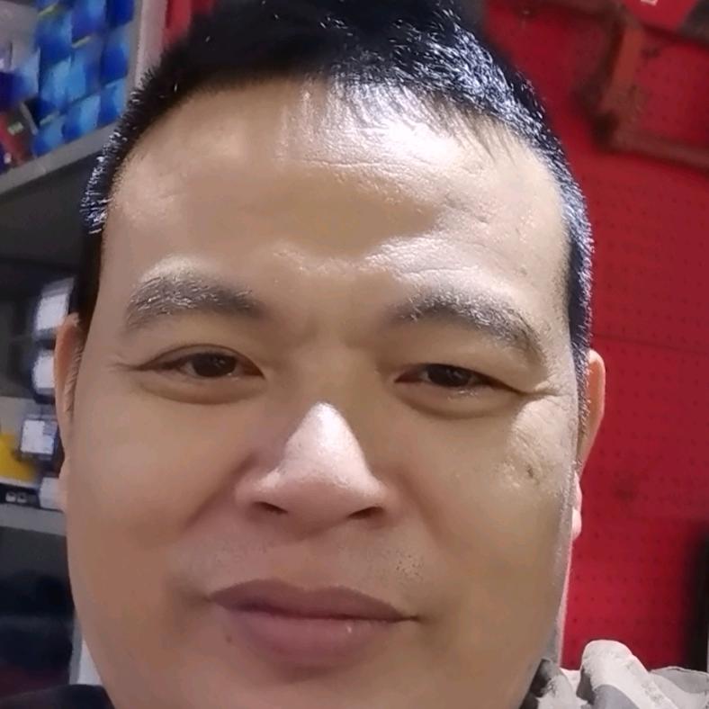 洪舆电动车维修店