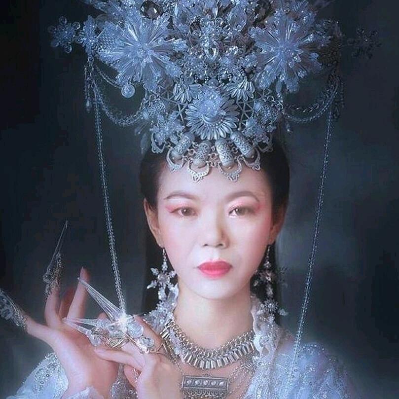 尼欣