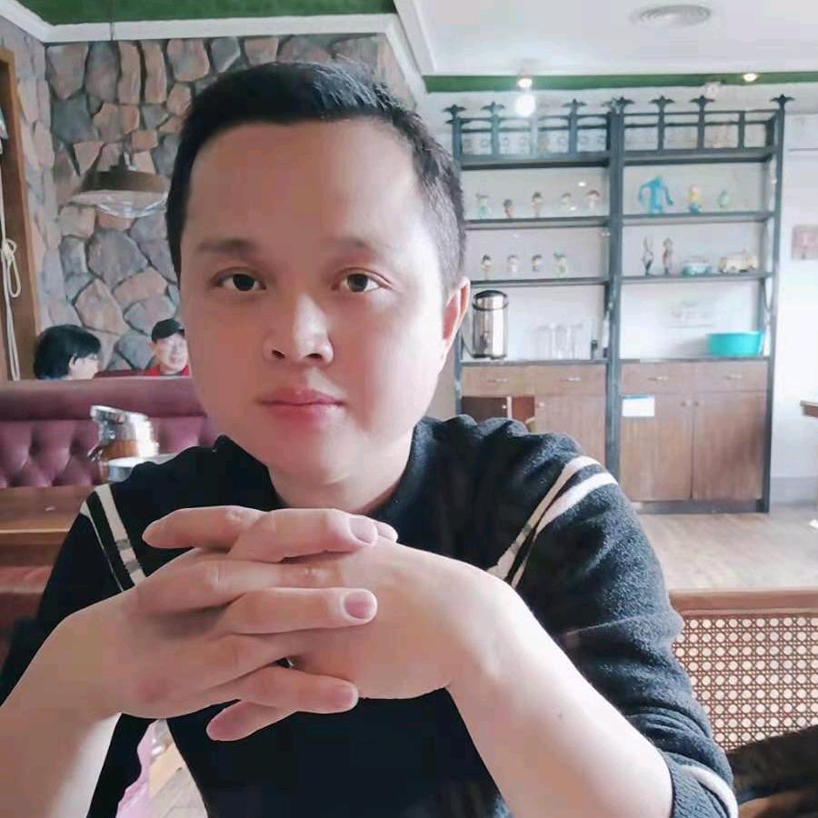 勇敢的宏头像