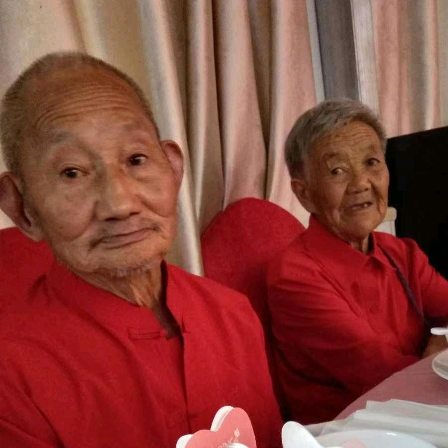 上有老下有小，健康就好。