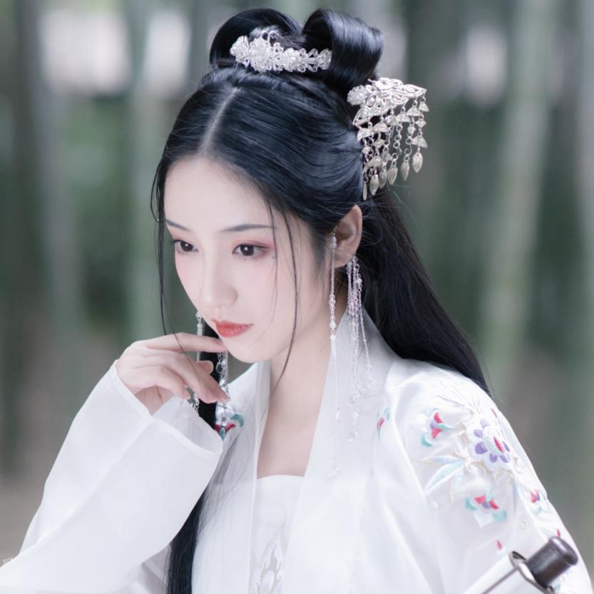 薇寻影视解说