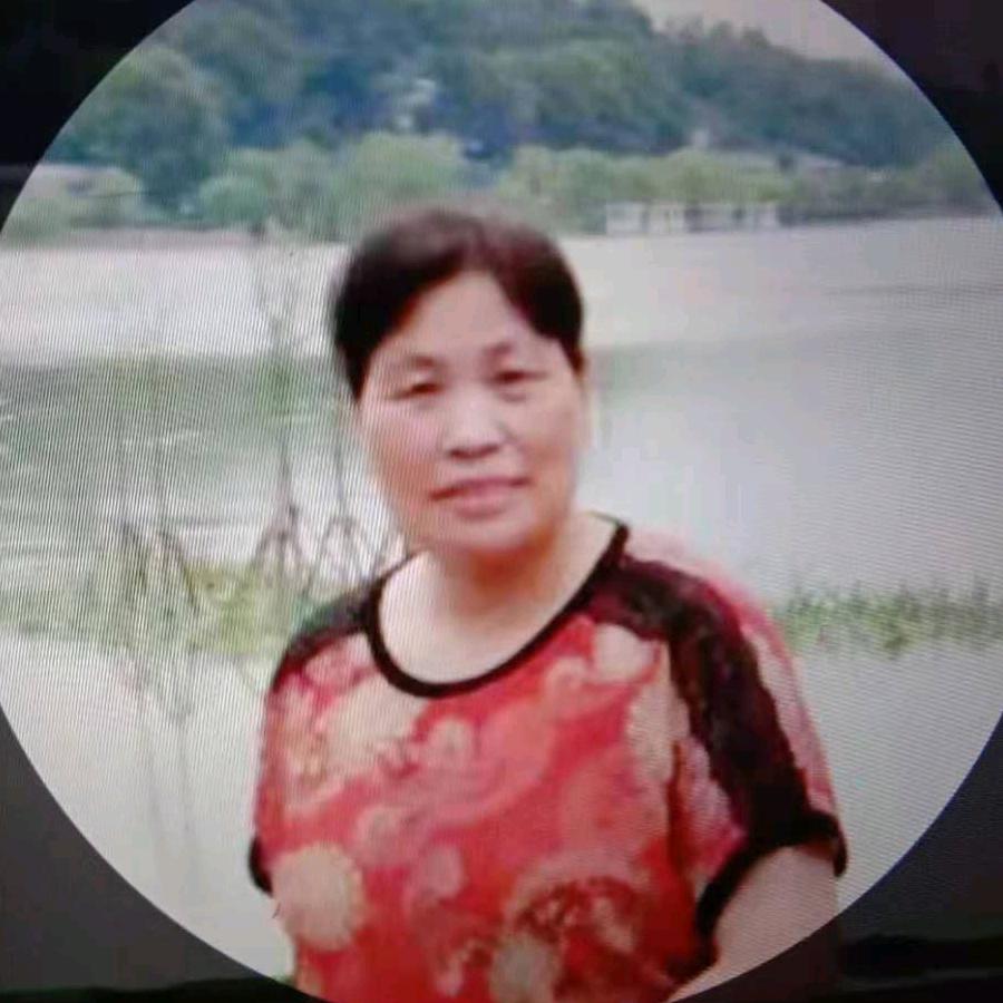 韦韦(教唱歌龙老师学员)