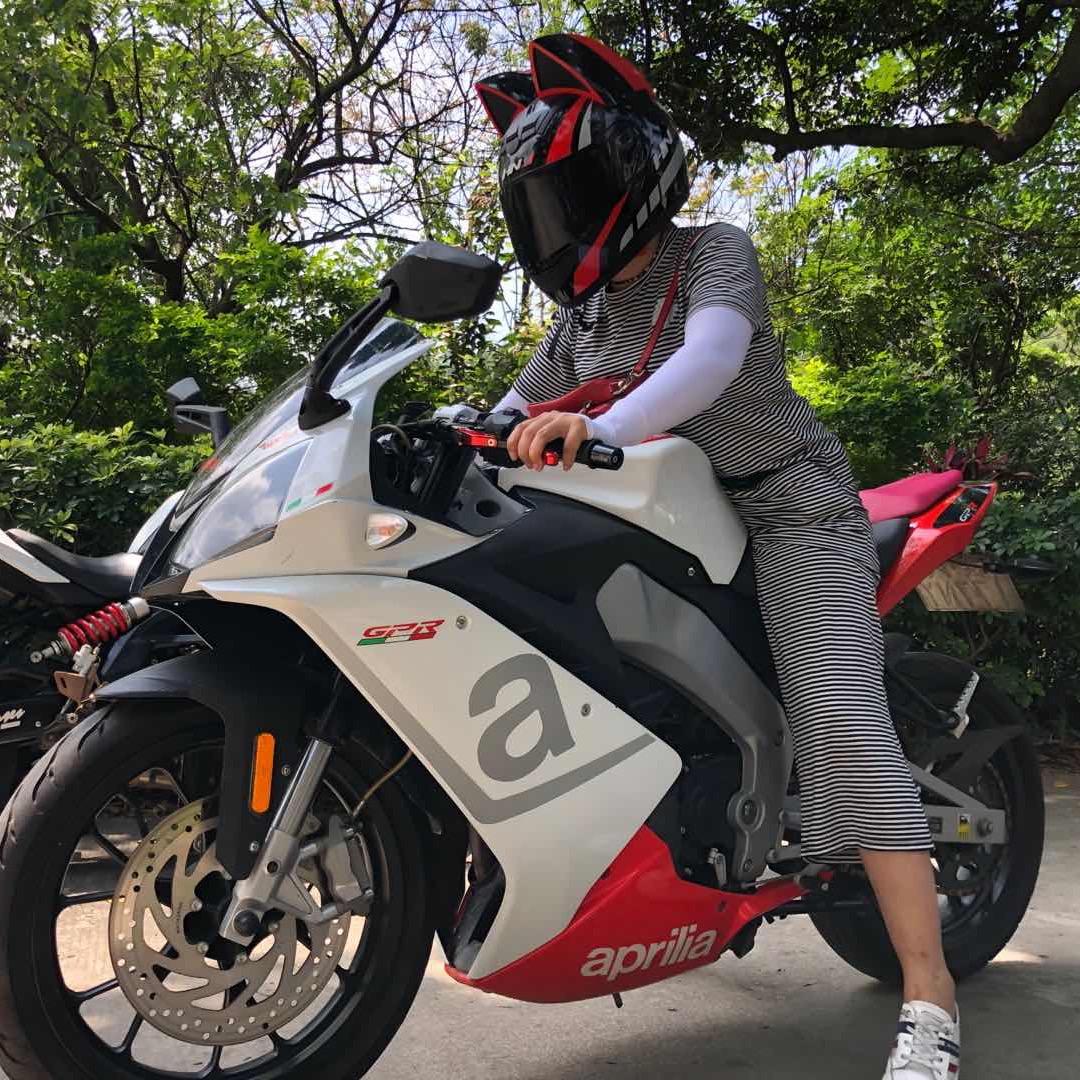 诗怡二手车