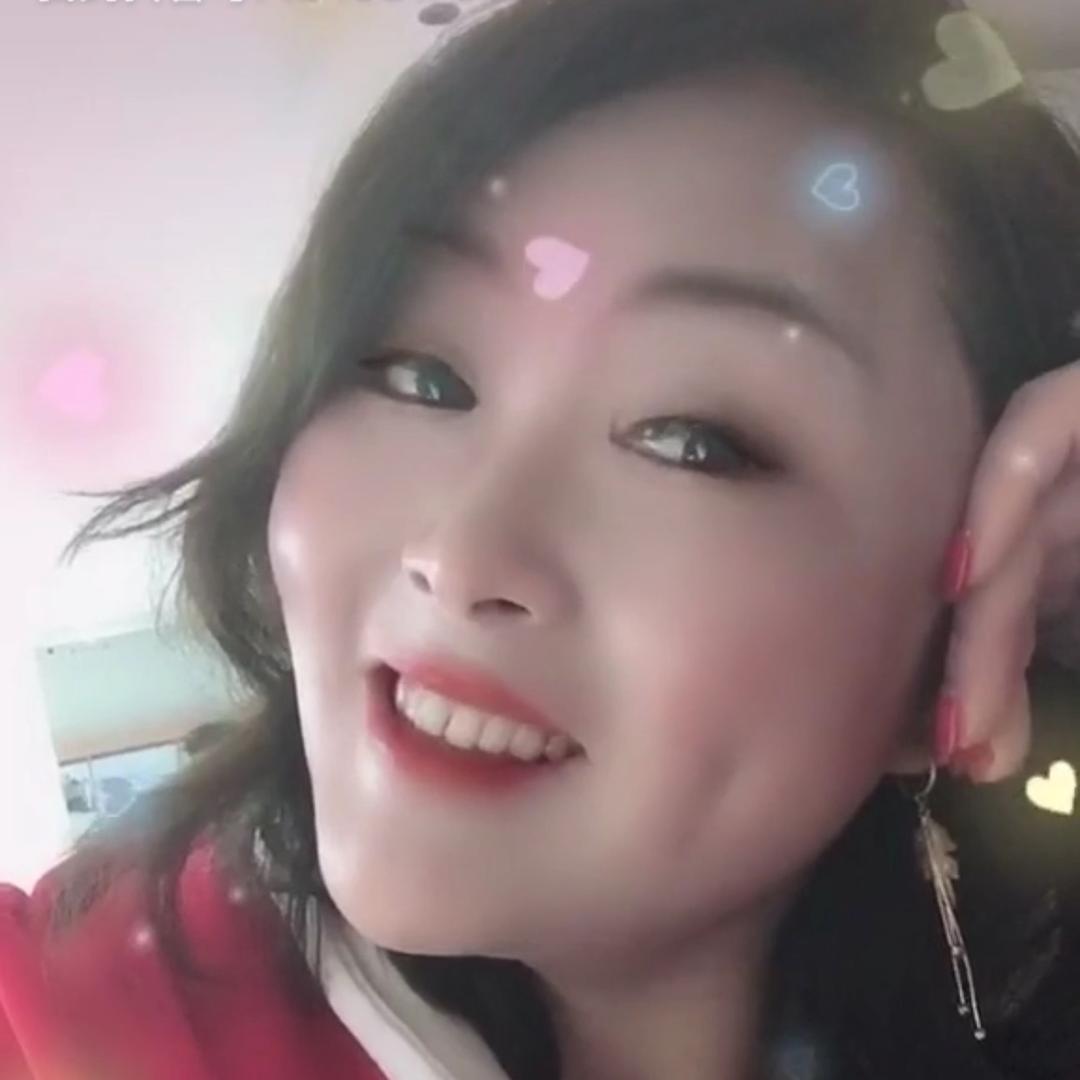 安然一笑