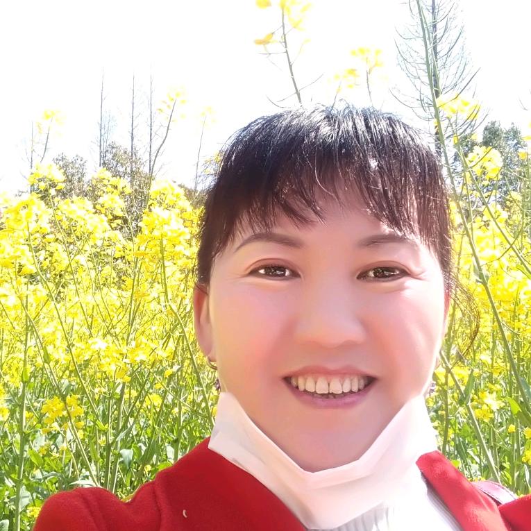 爱唱歌的张大姐
