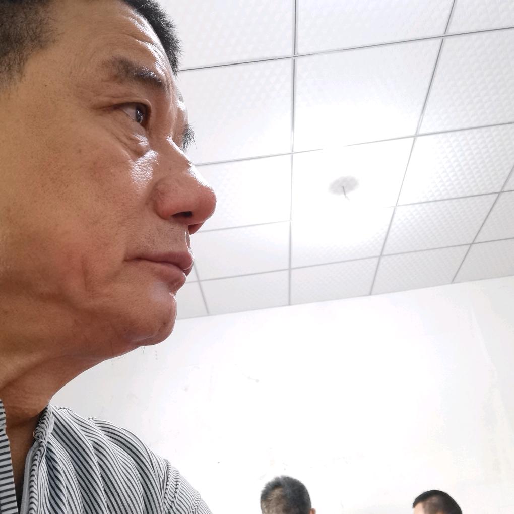 用户好奇者