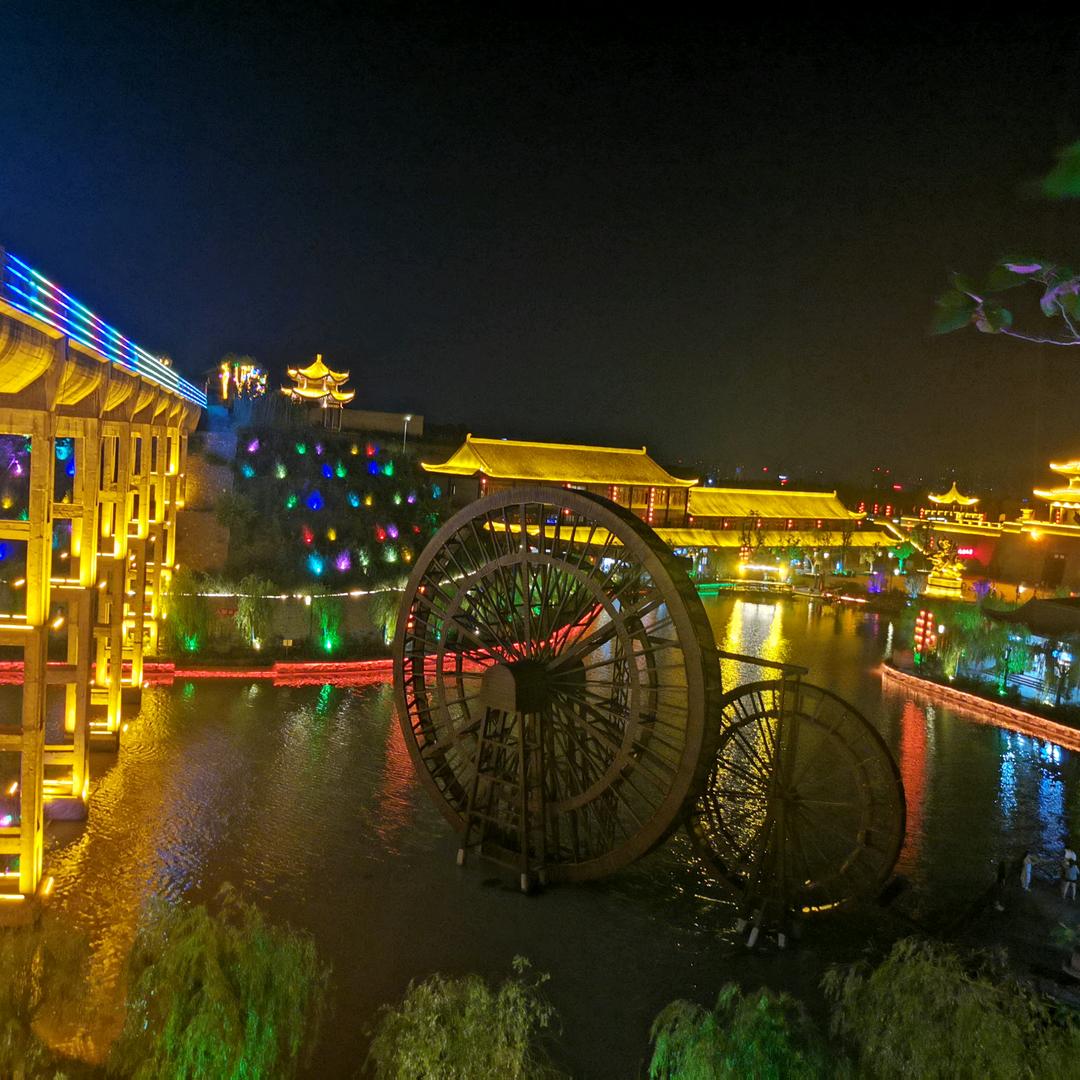 @阿莹