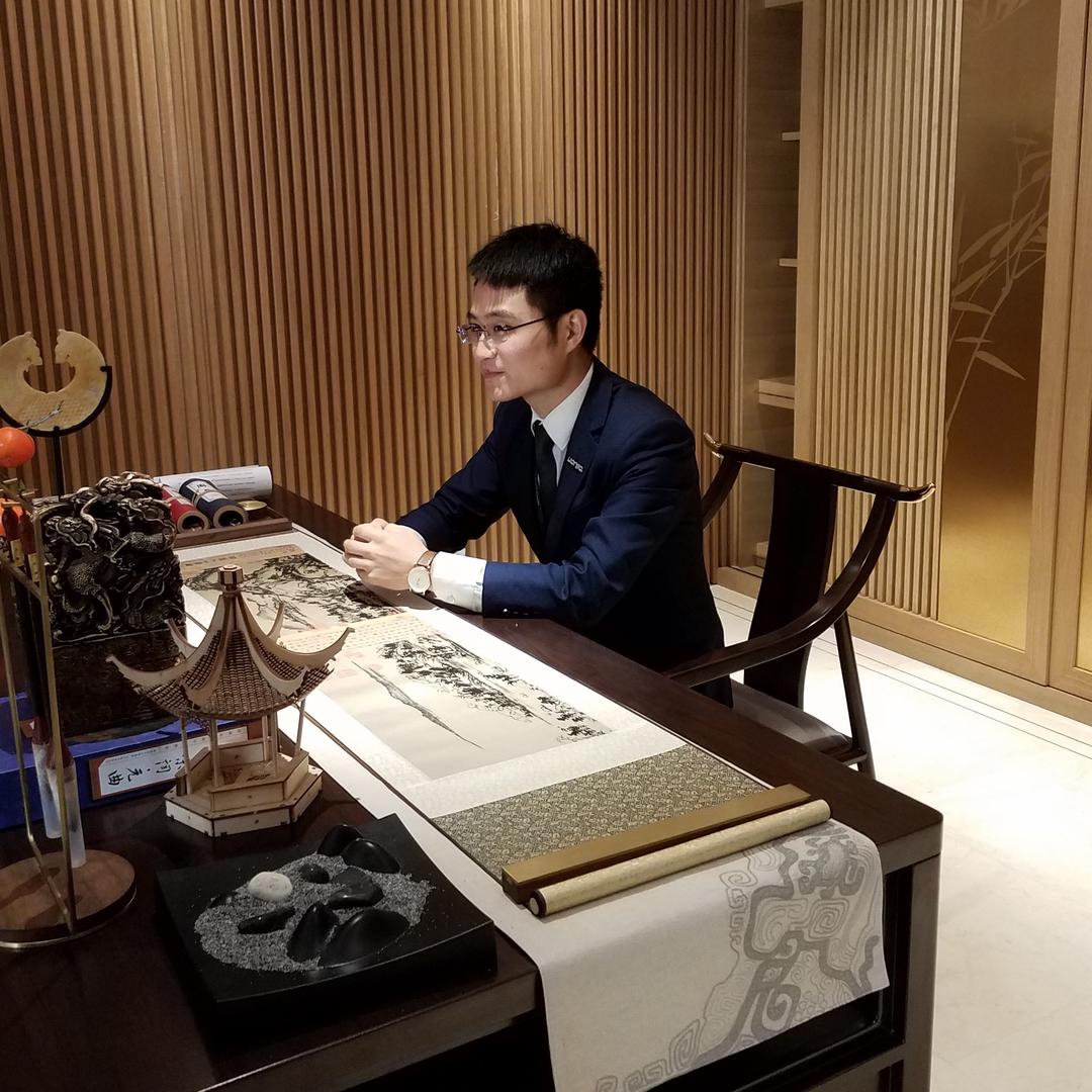 房产经纪人小田