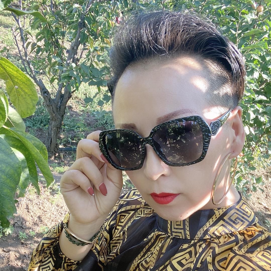 龙江霸道车队队长静姐