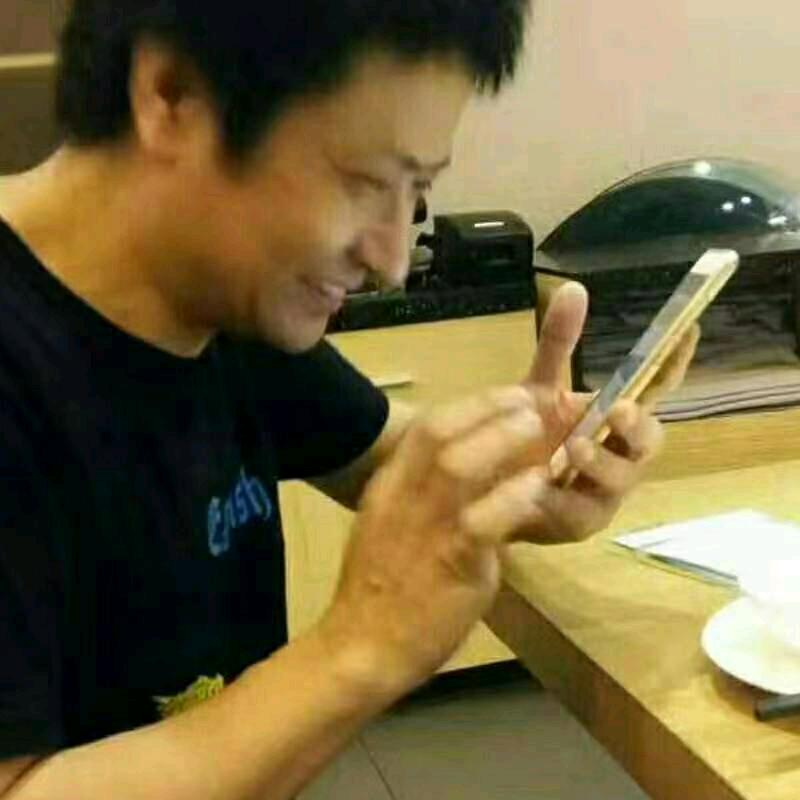 在水一方