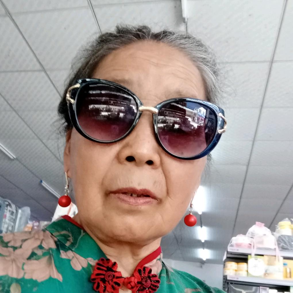 爱跳舞的婆婆