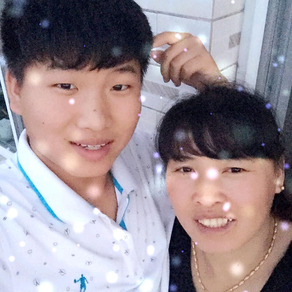 金毛球球，