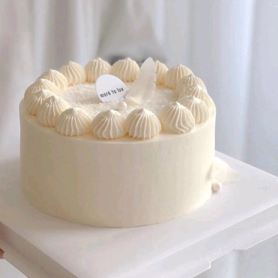 蛋糕 奶茶 鲜花