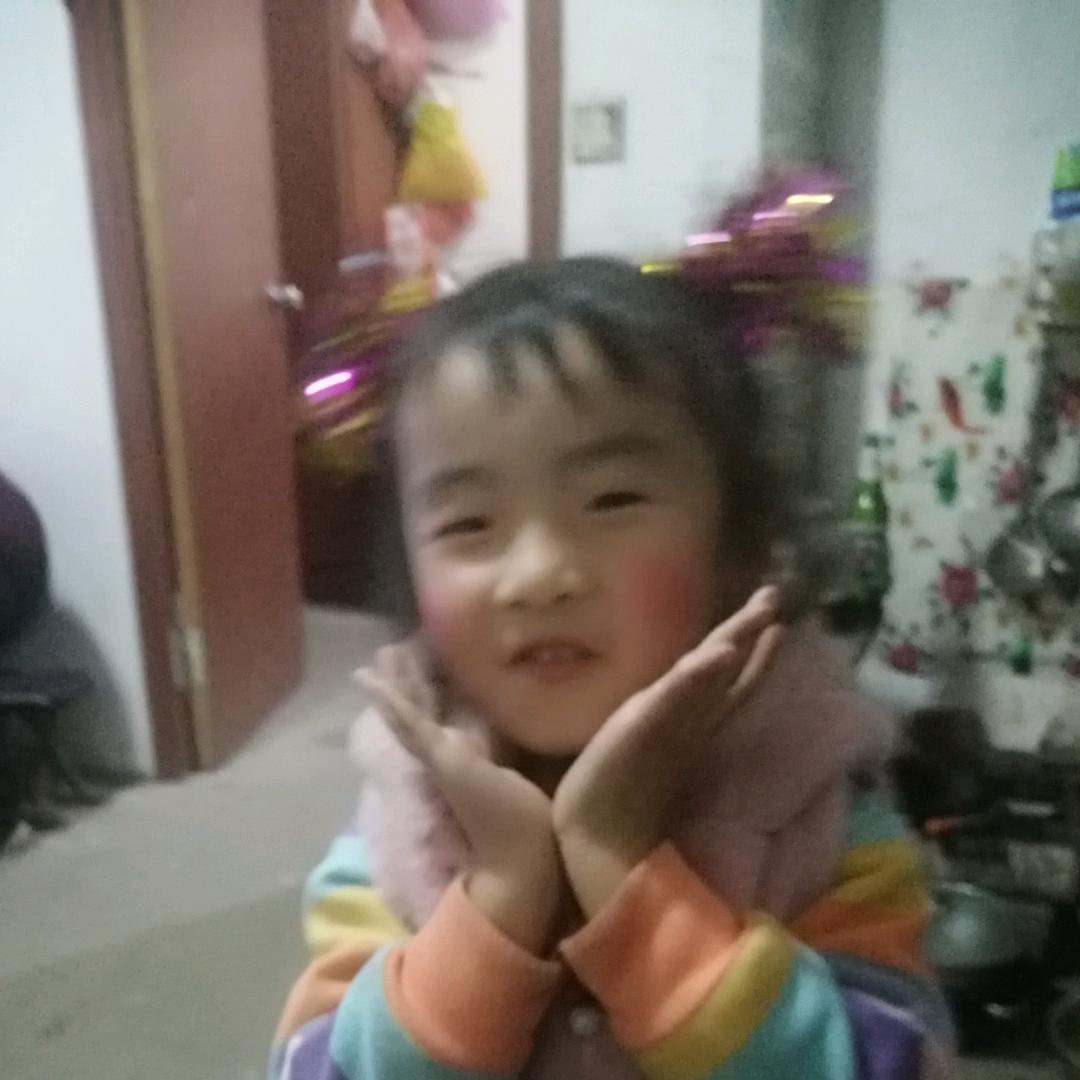 薛😀开心快乐每一天