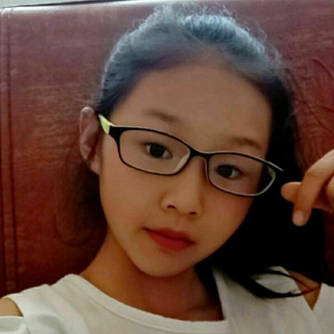 阳光照在叶子上