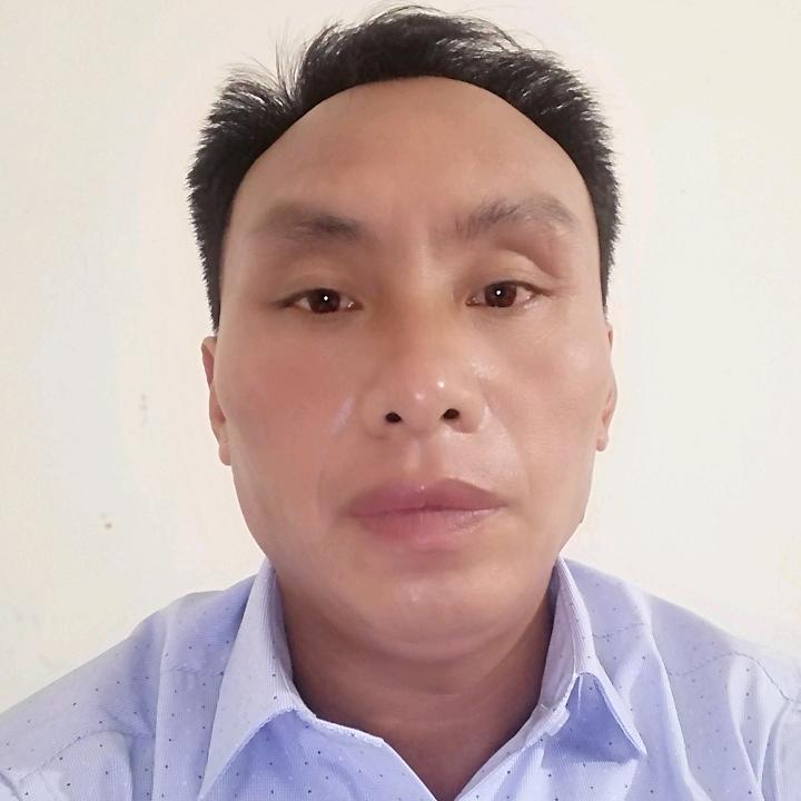 冬天滴雪柏小华