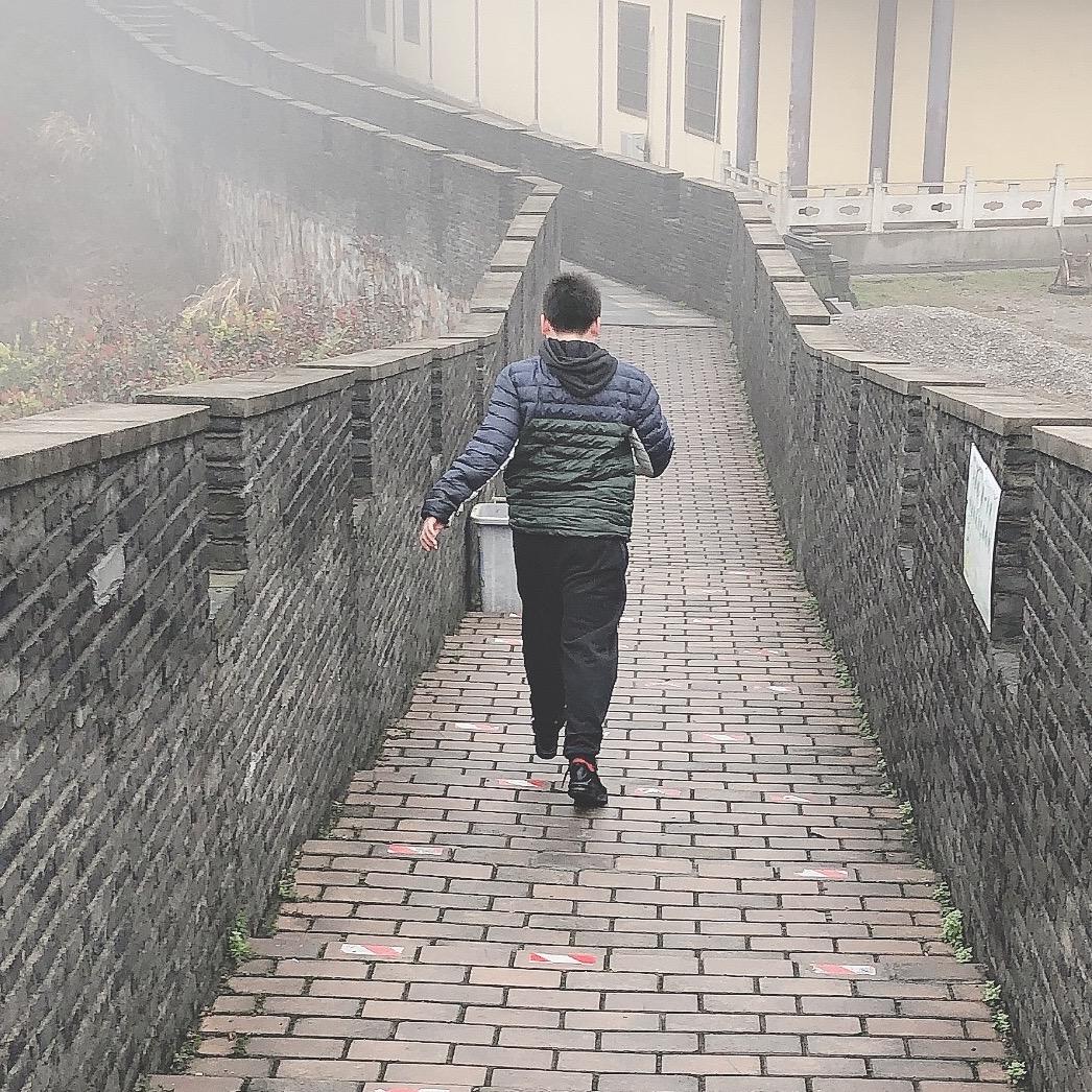 老彦