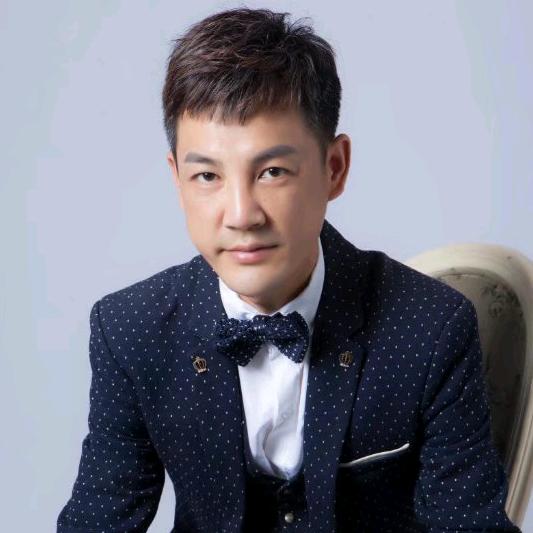 李彬彬