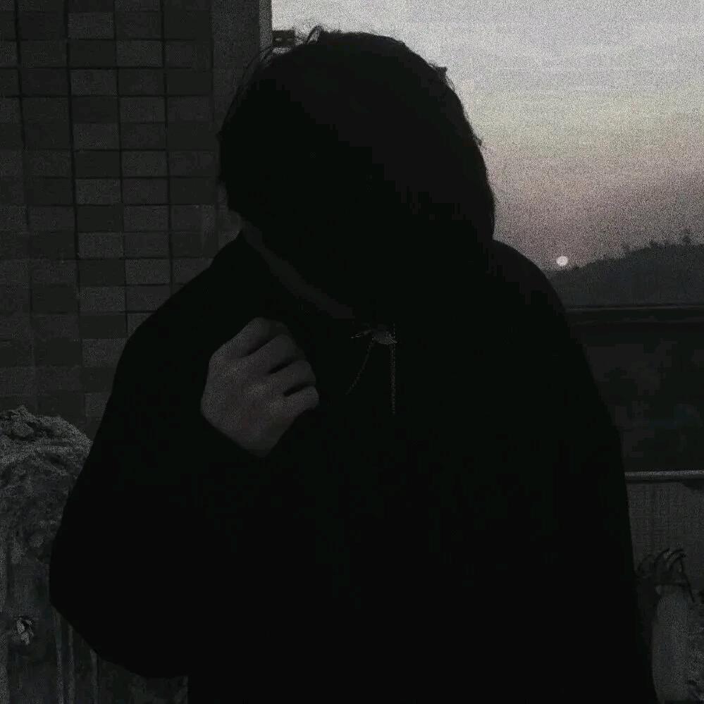 小Liu想踢球⚽️