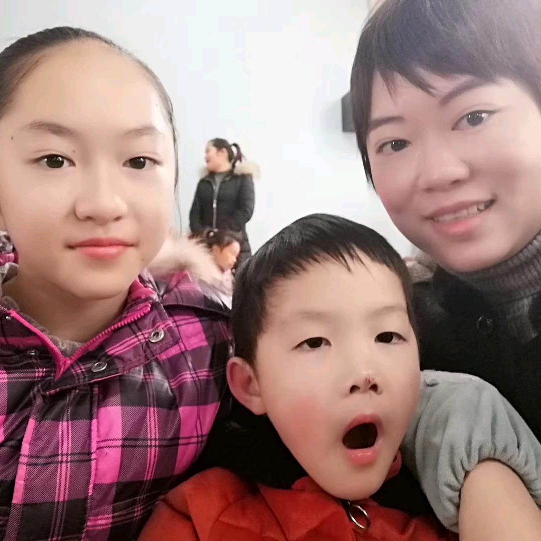 赵金菱