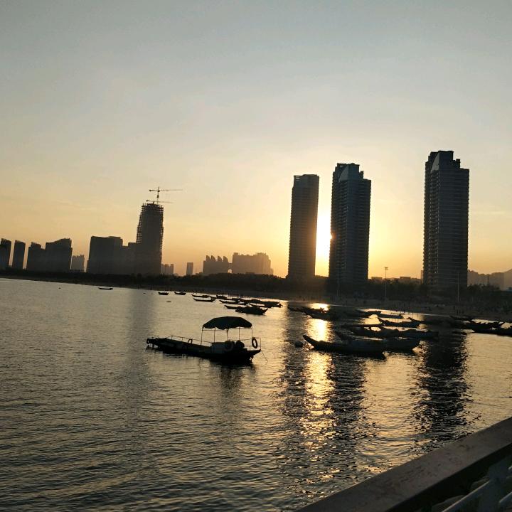 星夜晨光