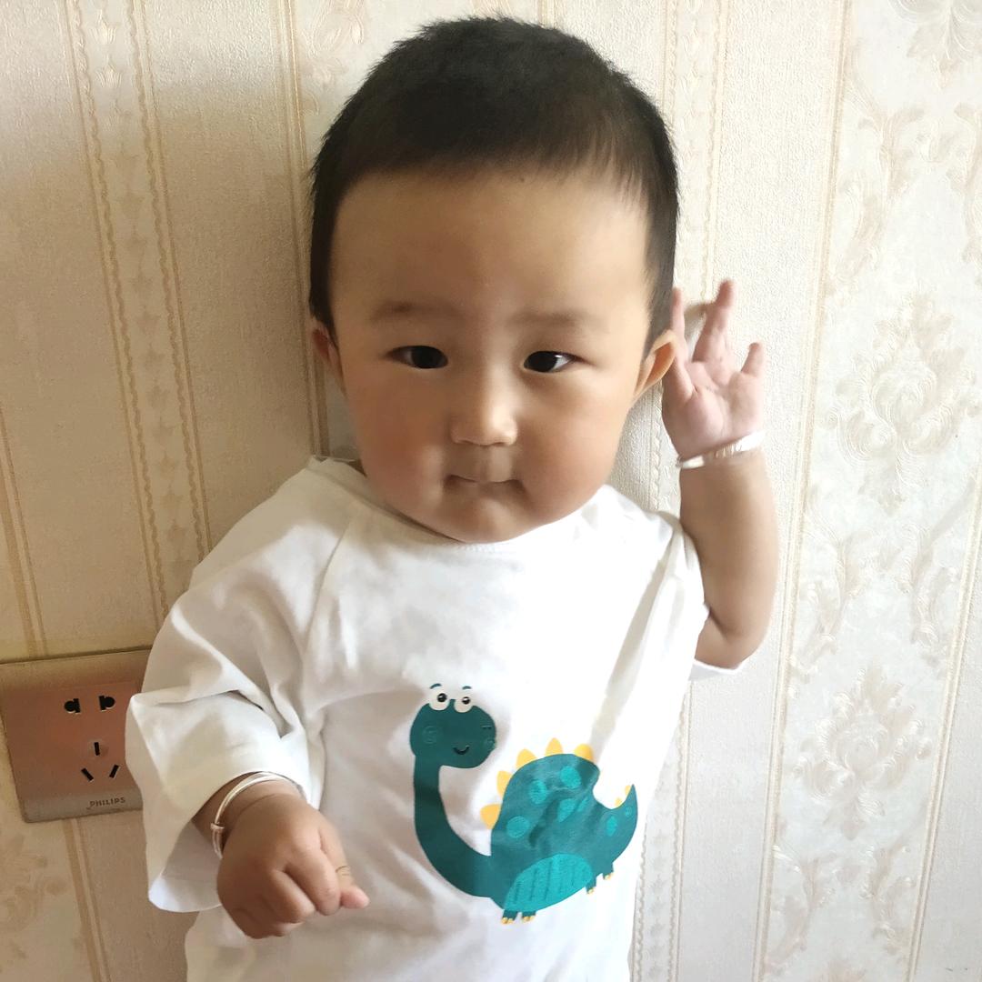 两个帅哥的幸福时光