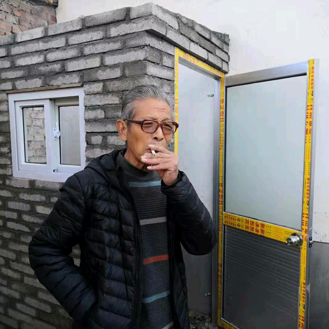 贾龙会