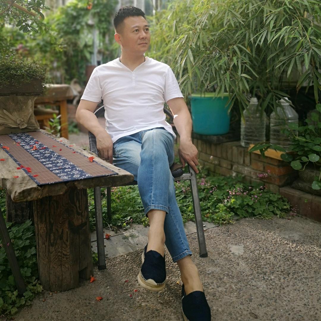 清晨阳光·