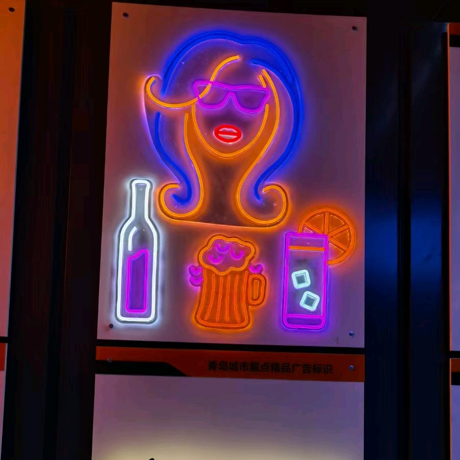 城市靓点精工字牌厂  旋转灯箱源头厂家