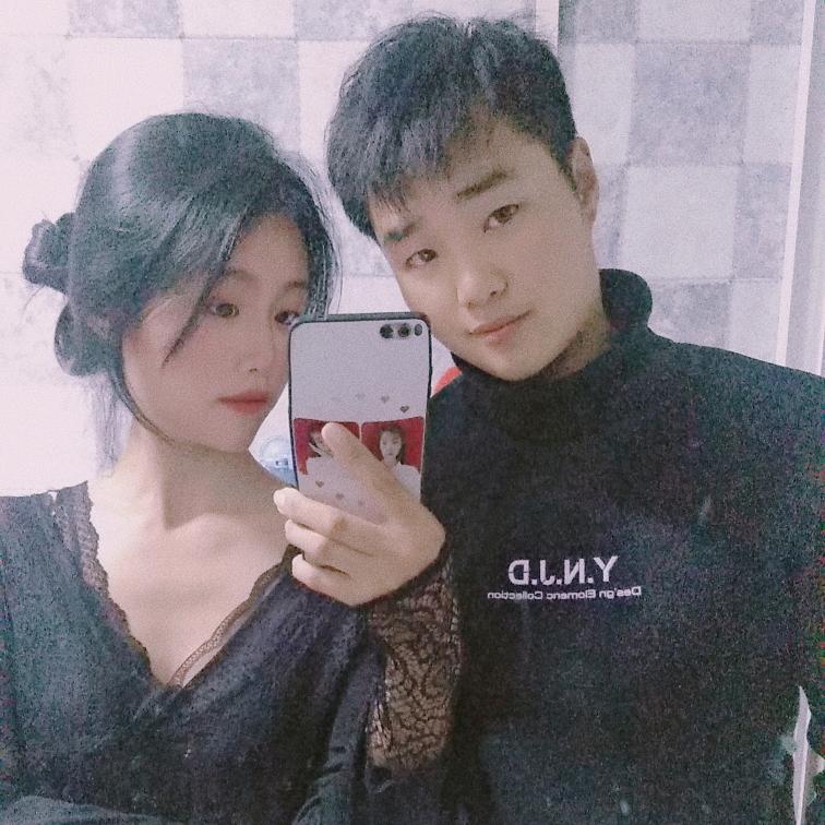 一诺妈咪还是少女呐🌈