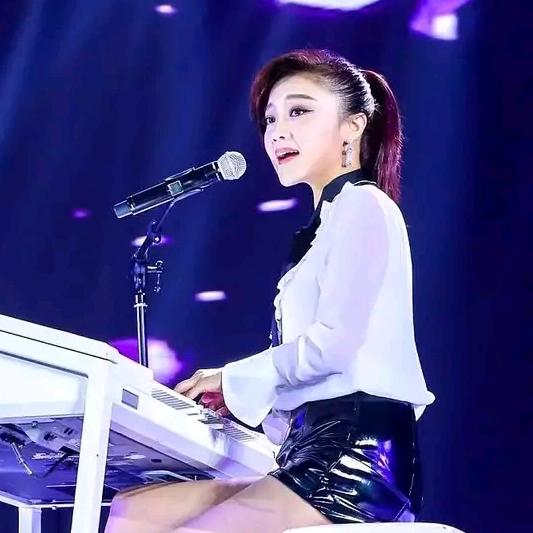 小小俊