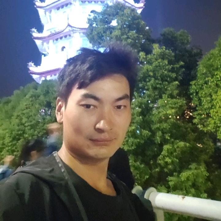 一个不起眼的人