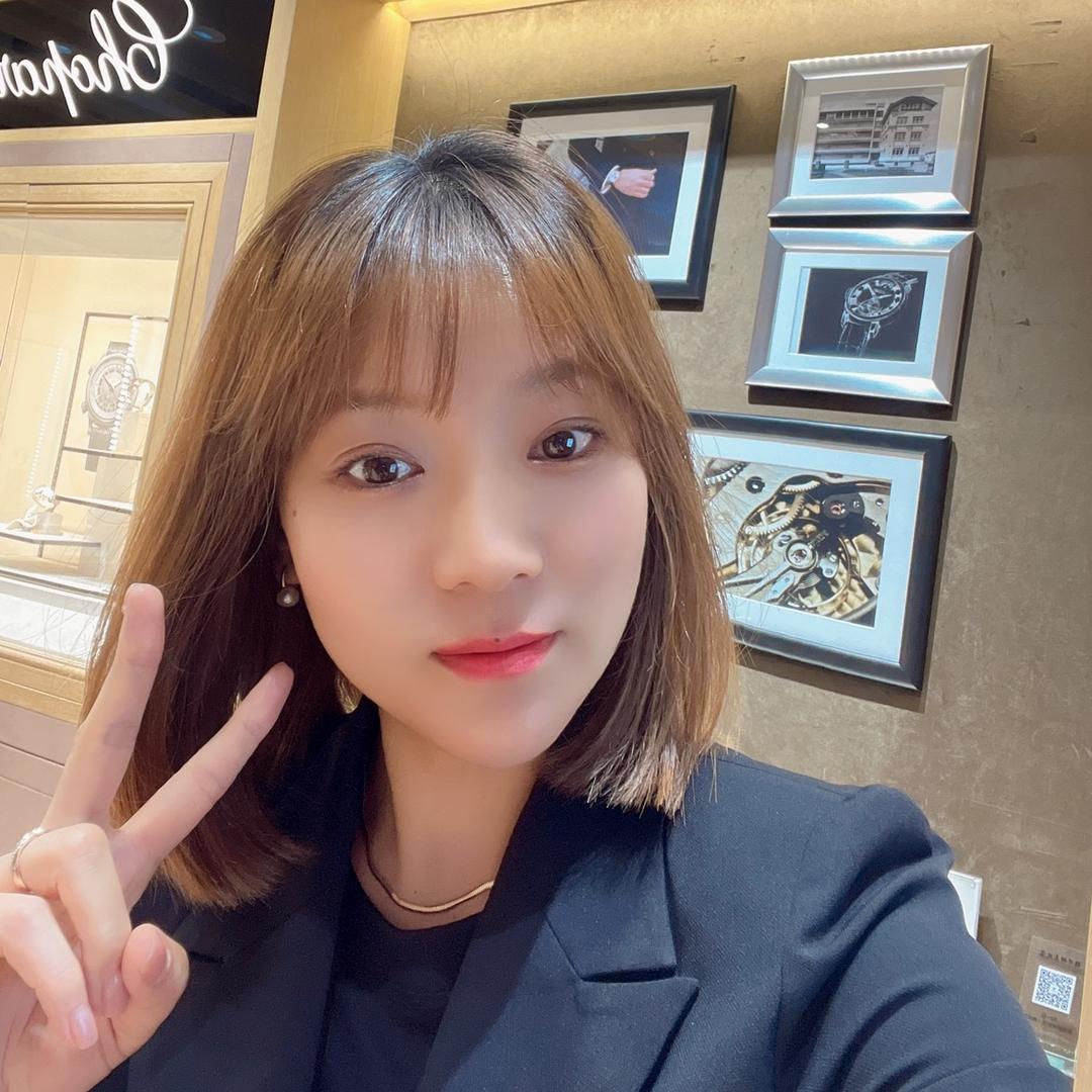 大连锦华钟表 友谊商城店 姗