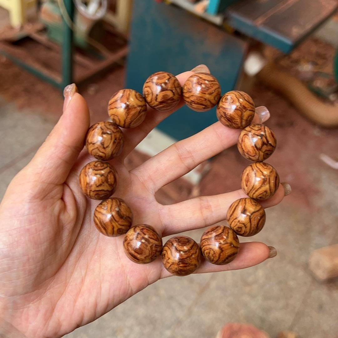 老强海南黄花梨