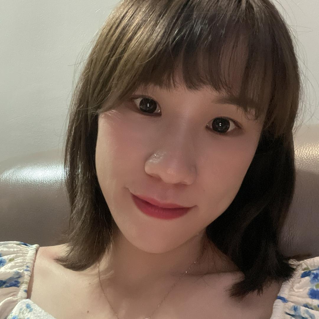 爱吃酸的小柠檬