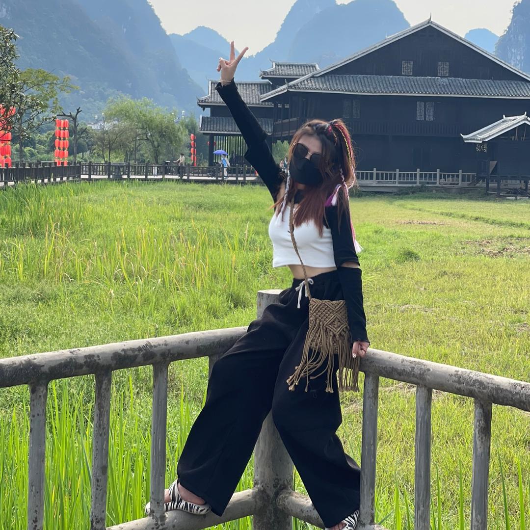杜小姐家服饰店