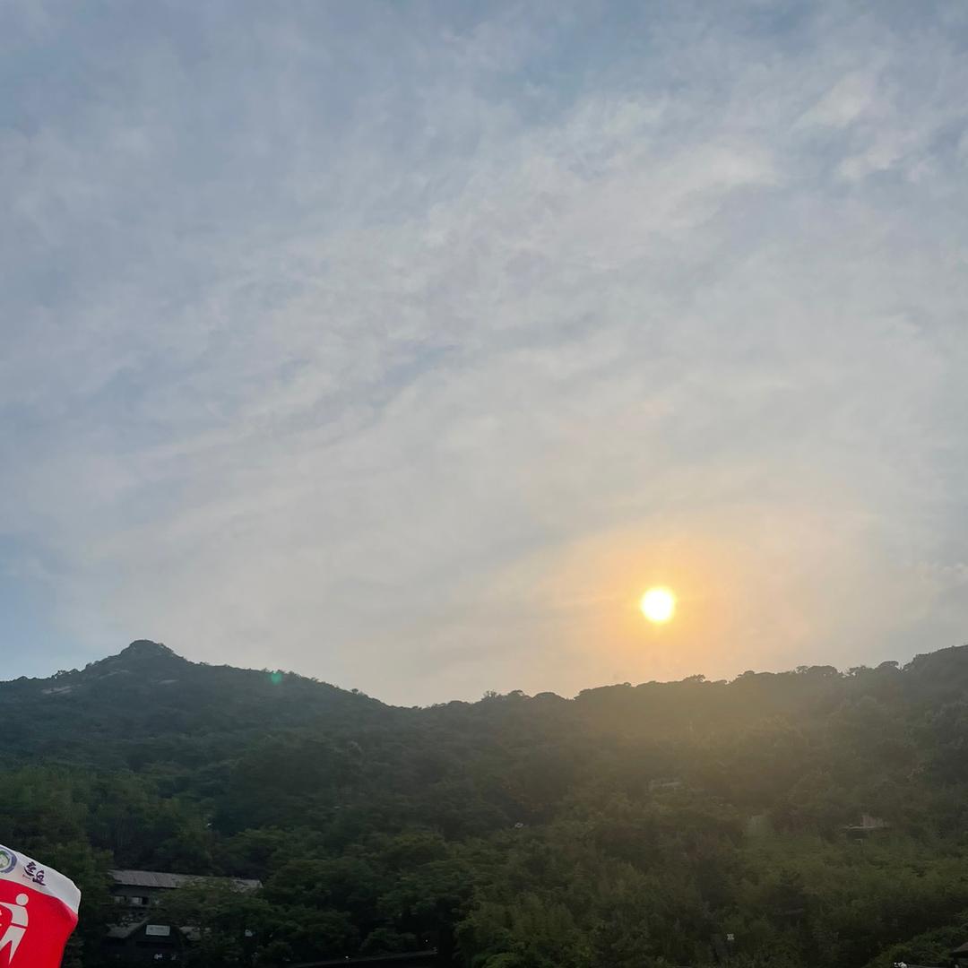 家🈶俩闺女，
