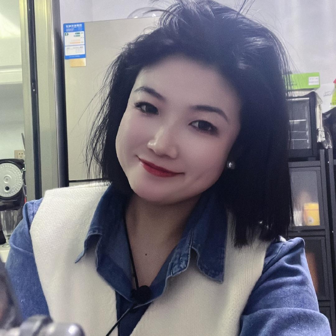 小馋猫爱美食