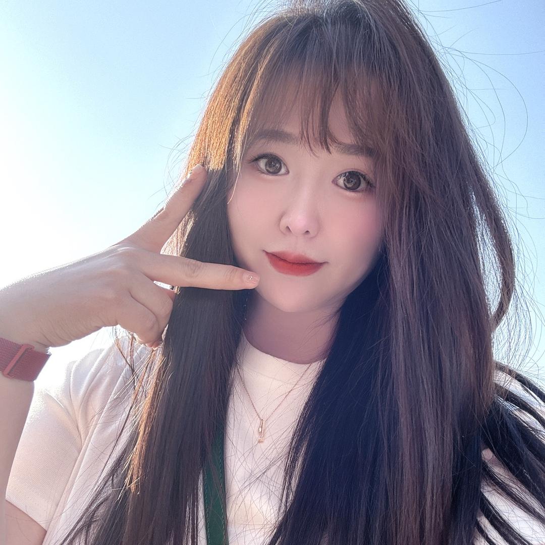 一个女的ེ🌸
