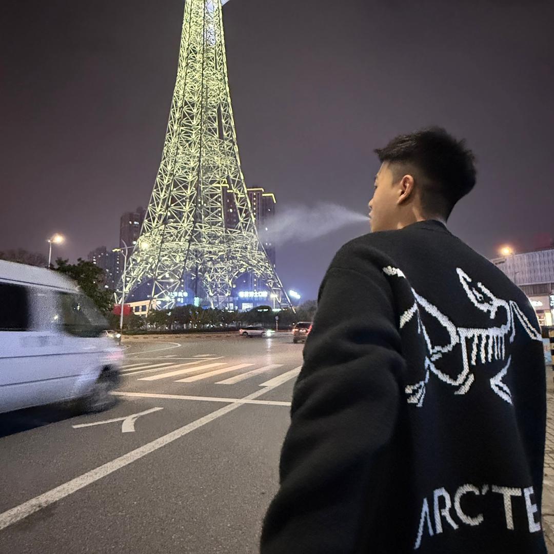 雷椒椒菜市火锅（芜湖店）