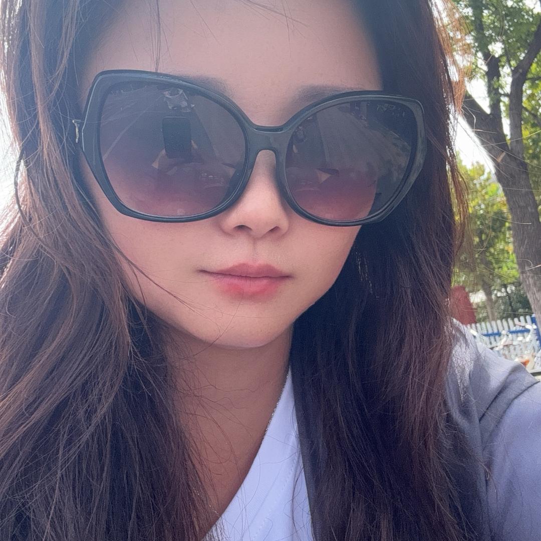 ღ᭄🦋二迷糊💞